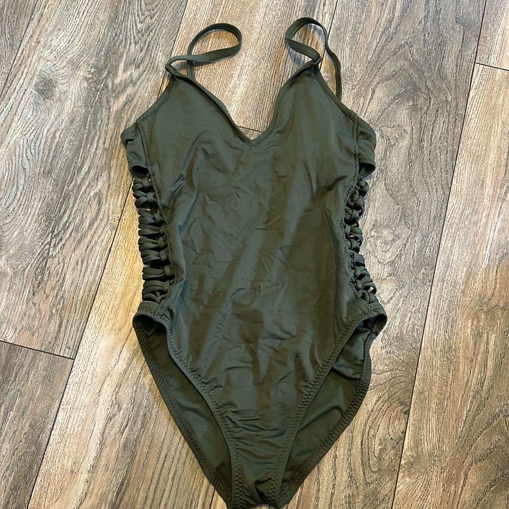 Sexy green one piece bathing suit